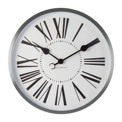 Baillie Round Traditional Accents Wall Clock In Chrome