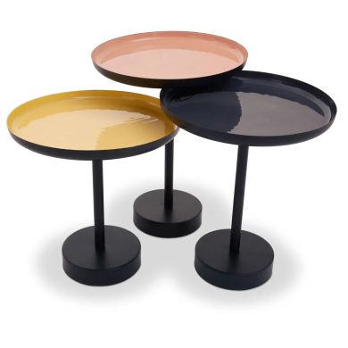 Amira Metal Set Of 3 Tray Tables In Gold And Black