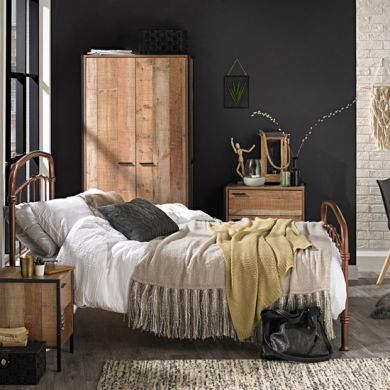 Hoxton Wooden 3 Piece Bedroom Set In Wood Effect