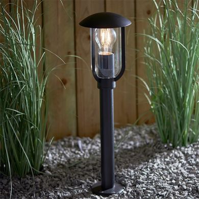 Quinn Outdoor Post In Textured Black