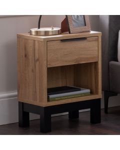 Bali Wooden Bedside Cabinet In Oak With 1 Drawer