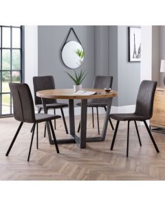 Brooklyn Round Wooden Dining Table In Oak With 4 Monroe Chairs