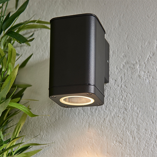 Milton Led Wall Light In Textured Black